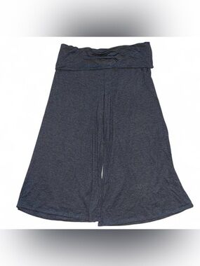 Good Days Project grey fold over capri gaucho pants in size Large. Brand new